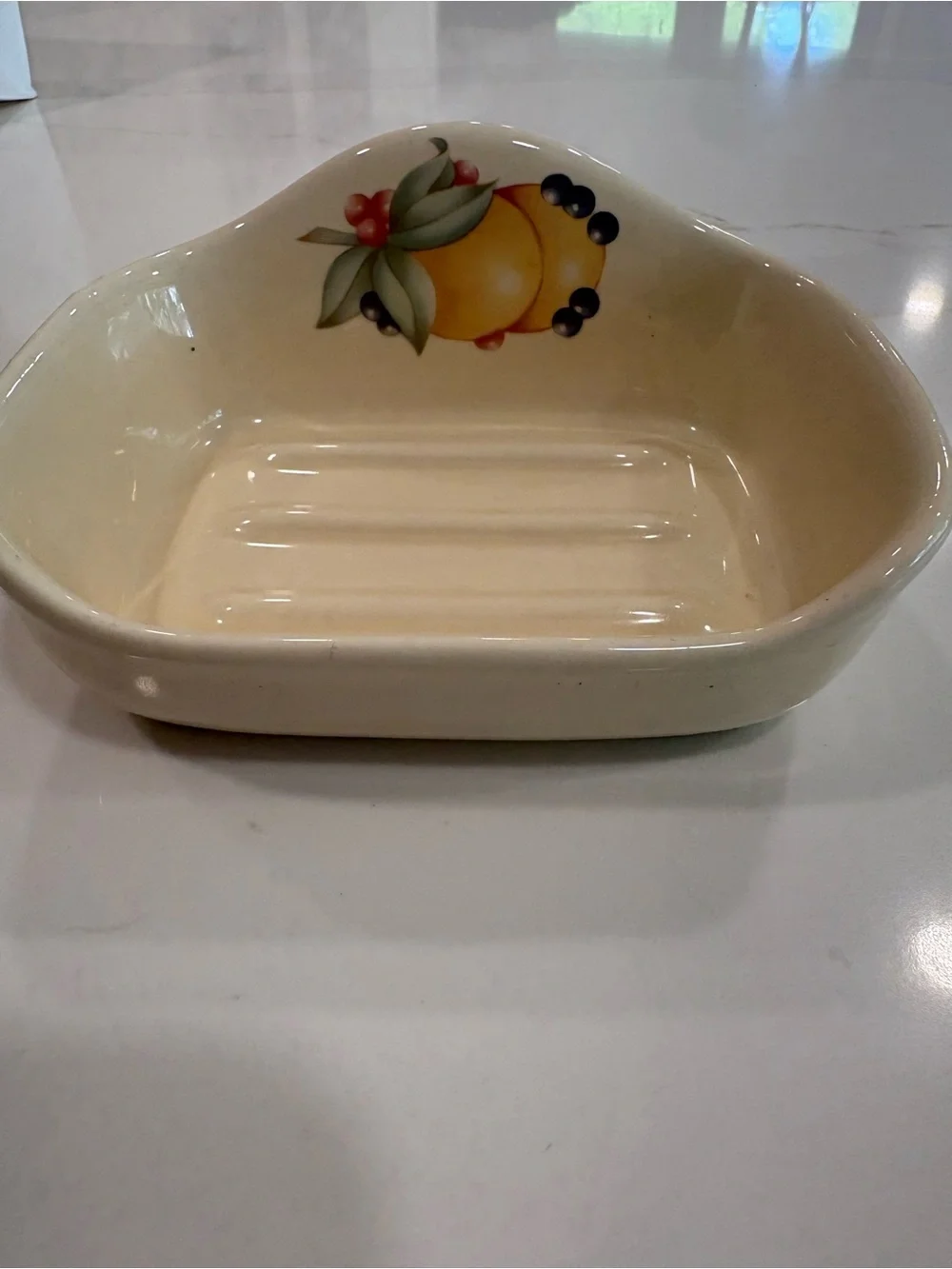 Vintage Corelle Abundance Soap Dish. 1990’s.